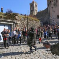 437b9032