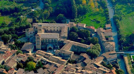 Caunes minervois