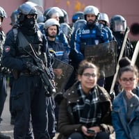Forces ordre encadrent lyceens saint priest rhone 6 decembre 2018 0