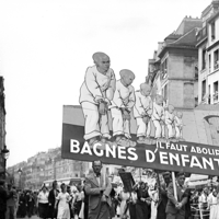 Manifestation bagnes 1937 copie jpg